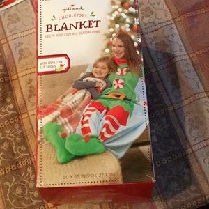 Hallmark Cuddletoes Elf Blanket NWT NIB